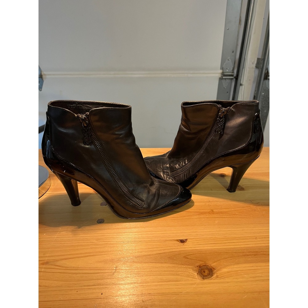 Modern Vintage Zamara Black Leather Patent Accent Ankle Boots IT 37.5 Women 7.5